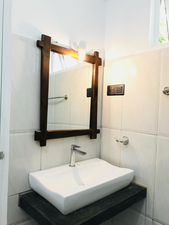 Sigiriya Rock Hide Hotel ภายนอก รูปภาพ