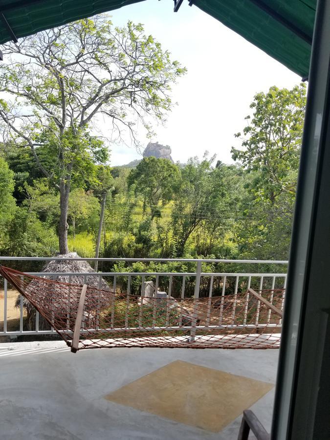 Sigiriya Rock Hide Hotel ภายนอก รูปภาพ