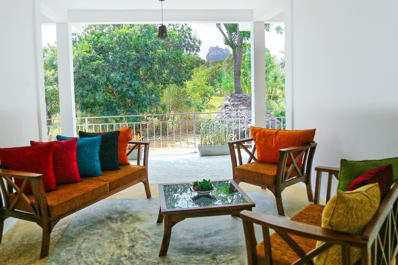 Sigiriya Rock Hide Hotel ภายนอก รูปภาพ